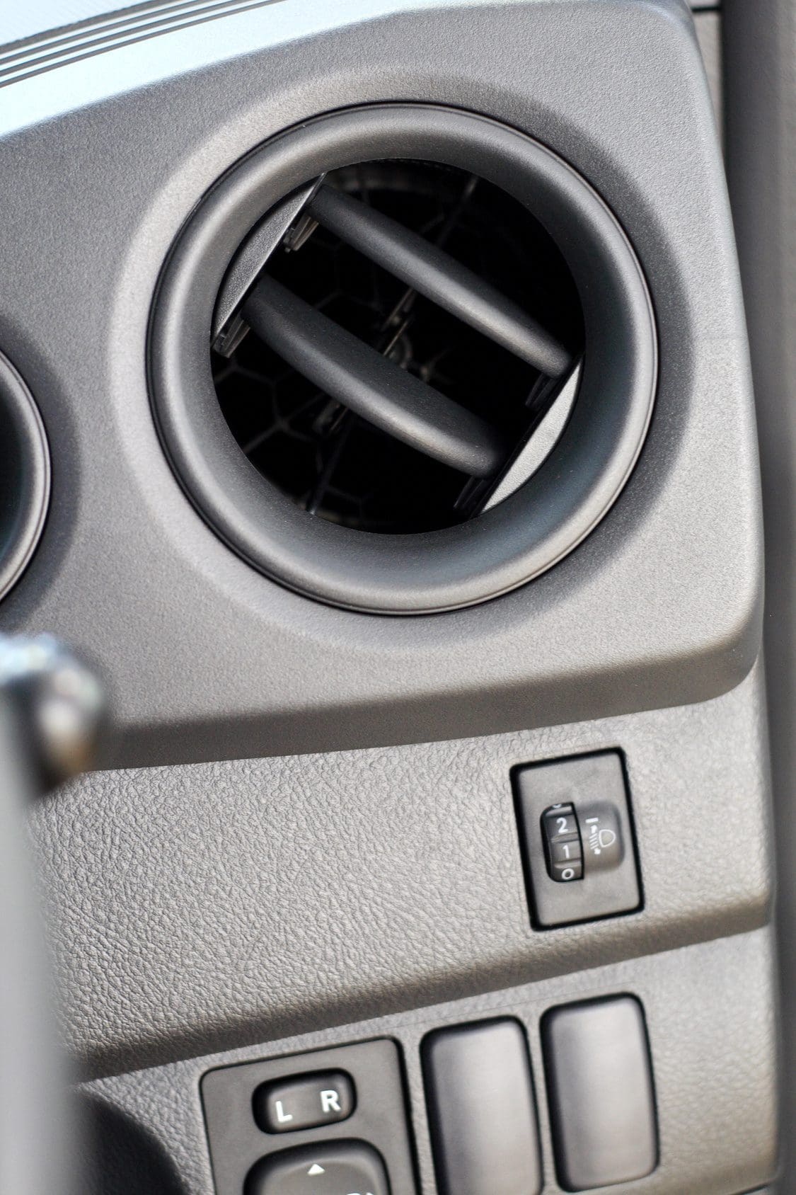 Car A/C Problems? Go to Miracle Body and Paint San Antonio Texas