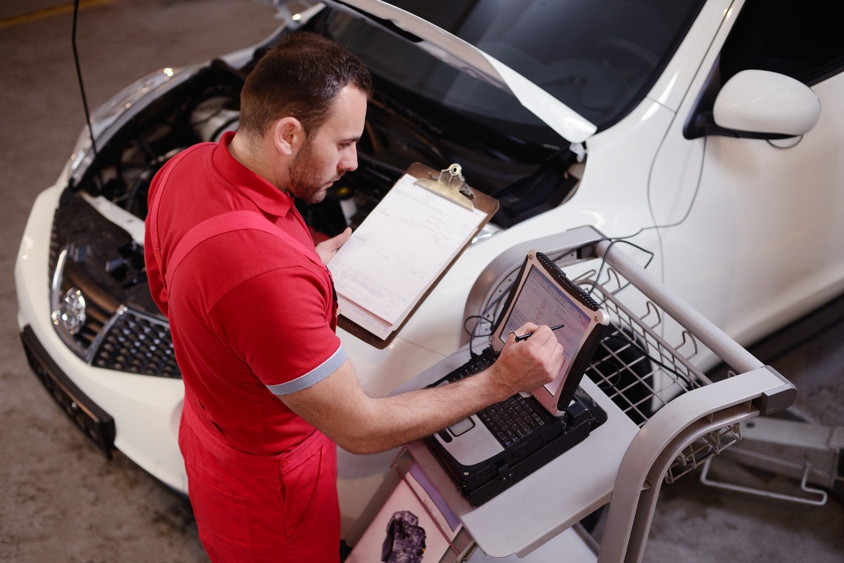 Avoid Major Auto Repairs With Maintenance Services Miracle Body and Paint San Antonio Texas