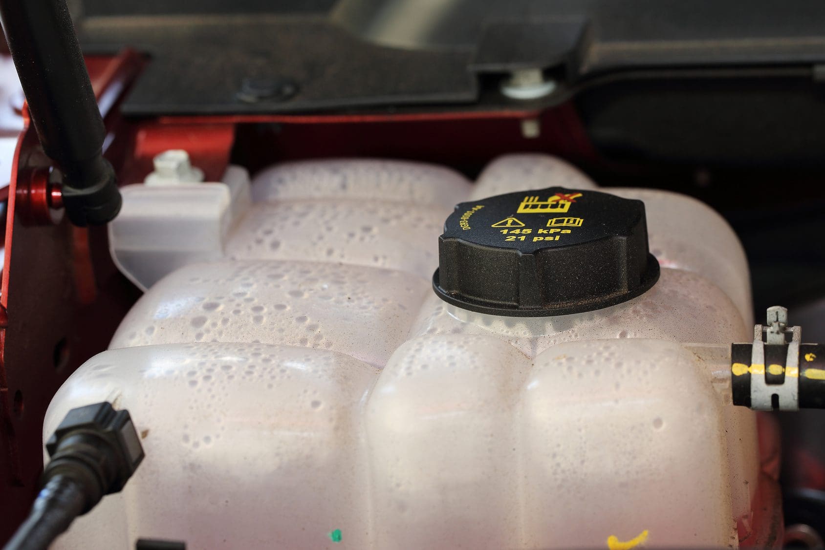 Types Of Fluid Flush Your Car Absolutely Needs Miracle Body and Paint San Antonio Texas