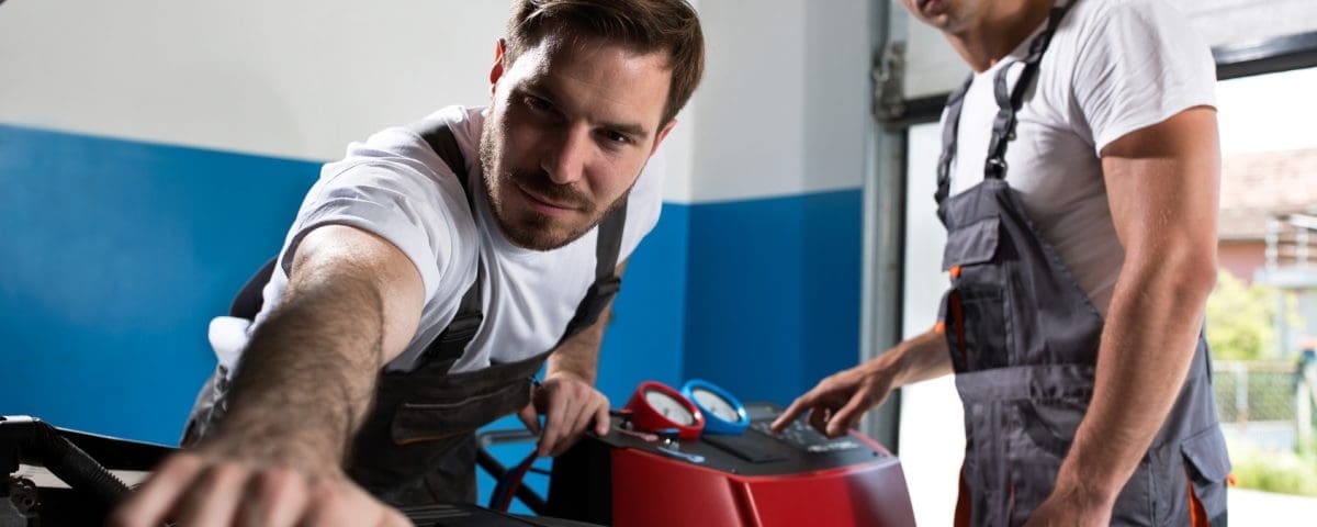 Does Your Car Need an Auto Tune Up? Miracle Body and Paint San Antonio Texas
